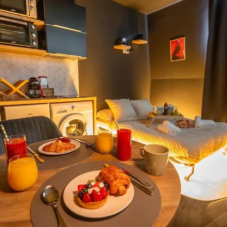 Cinema I Billard I Nintendo Switch I Netflix I Mini Bar - Movie I Pool I Nintendo Switch I Netflix I Mini Bar 아파트 *