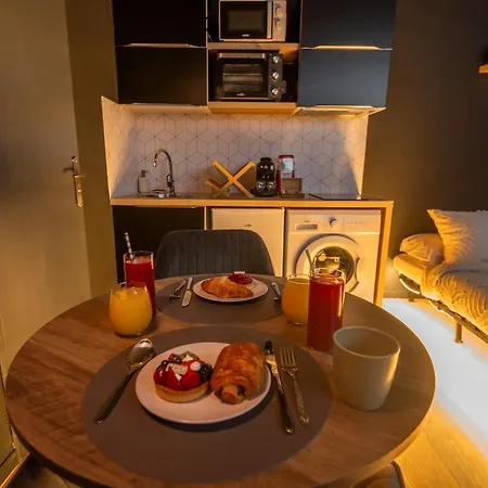 Cinema I Billard I Nintendo Switch I Netflix I Mini Bar - Movie I Pool I Nintendo Switch I Netflix I Mini Bar * Anzin