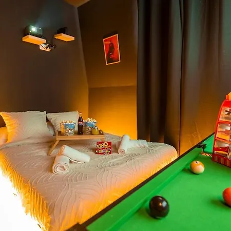 Cinema I Billard I Nintendo Switch I Netflix I Mini Bar - Movie I Pool I Nintendo Switch I Netflix I Mini Bar 아파트 *